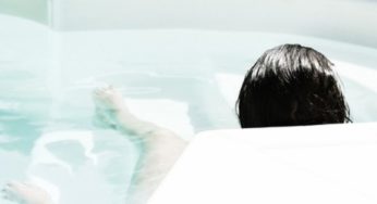 Comment l’eau peut nous aider à bien dormir