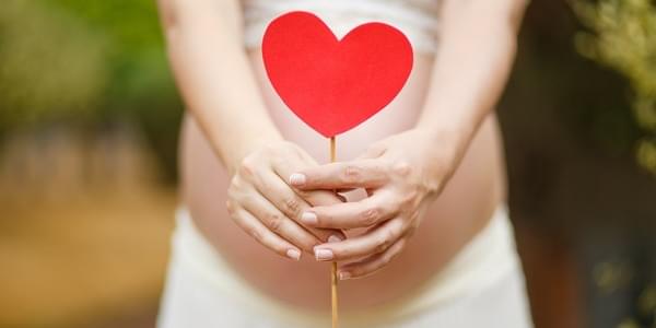 Le massage prénatal, une bulle d'amour plus plus plus